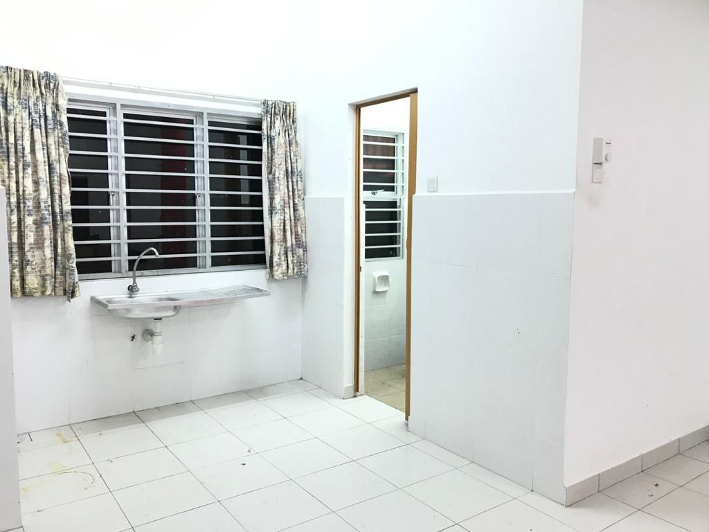 Double Storey Terraced House Semenyih - photo 4