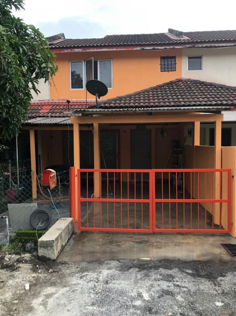 Double Storey Taman Kantan Permai
