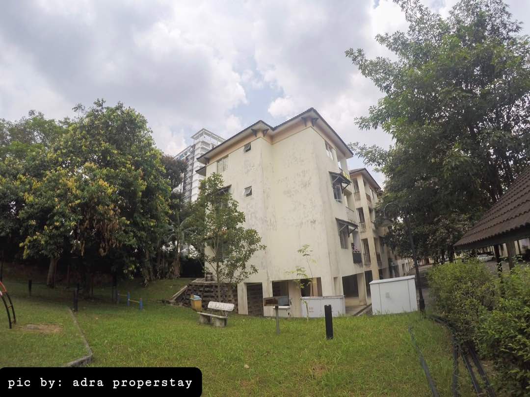 Apartment Saujana Impian Court - photo 2