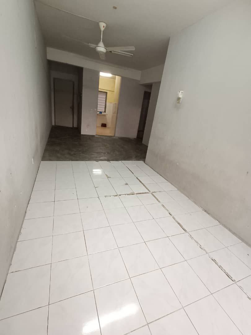 Apartment Sri Ros in  KAJANG