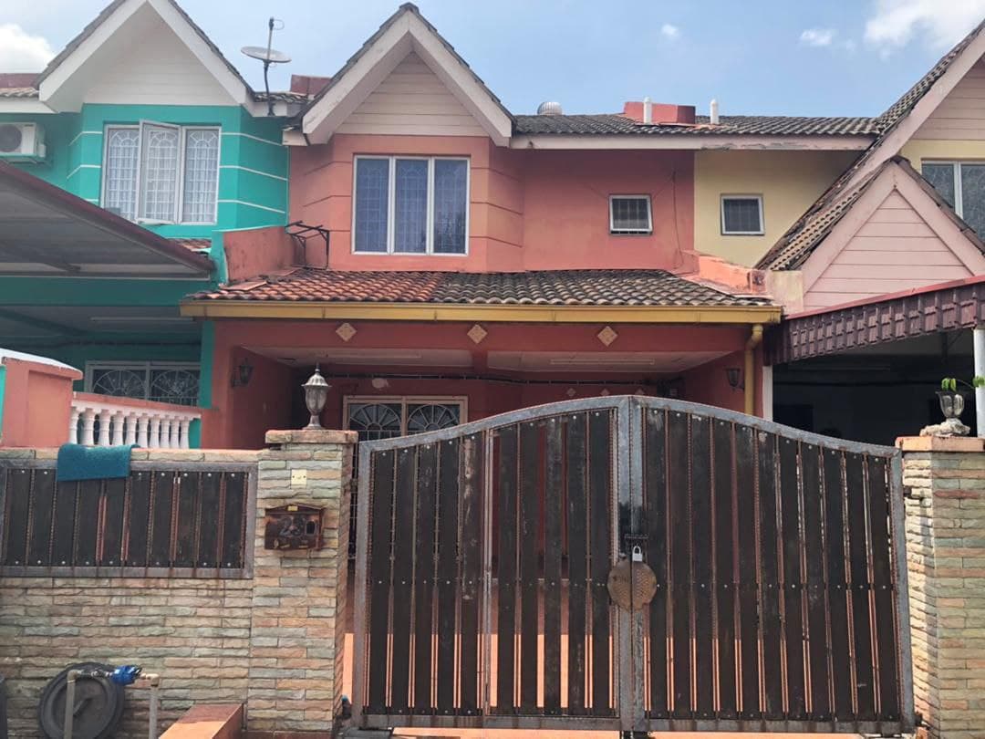 2 Storey Terrace House nearby MRT, school