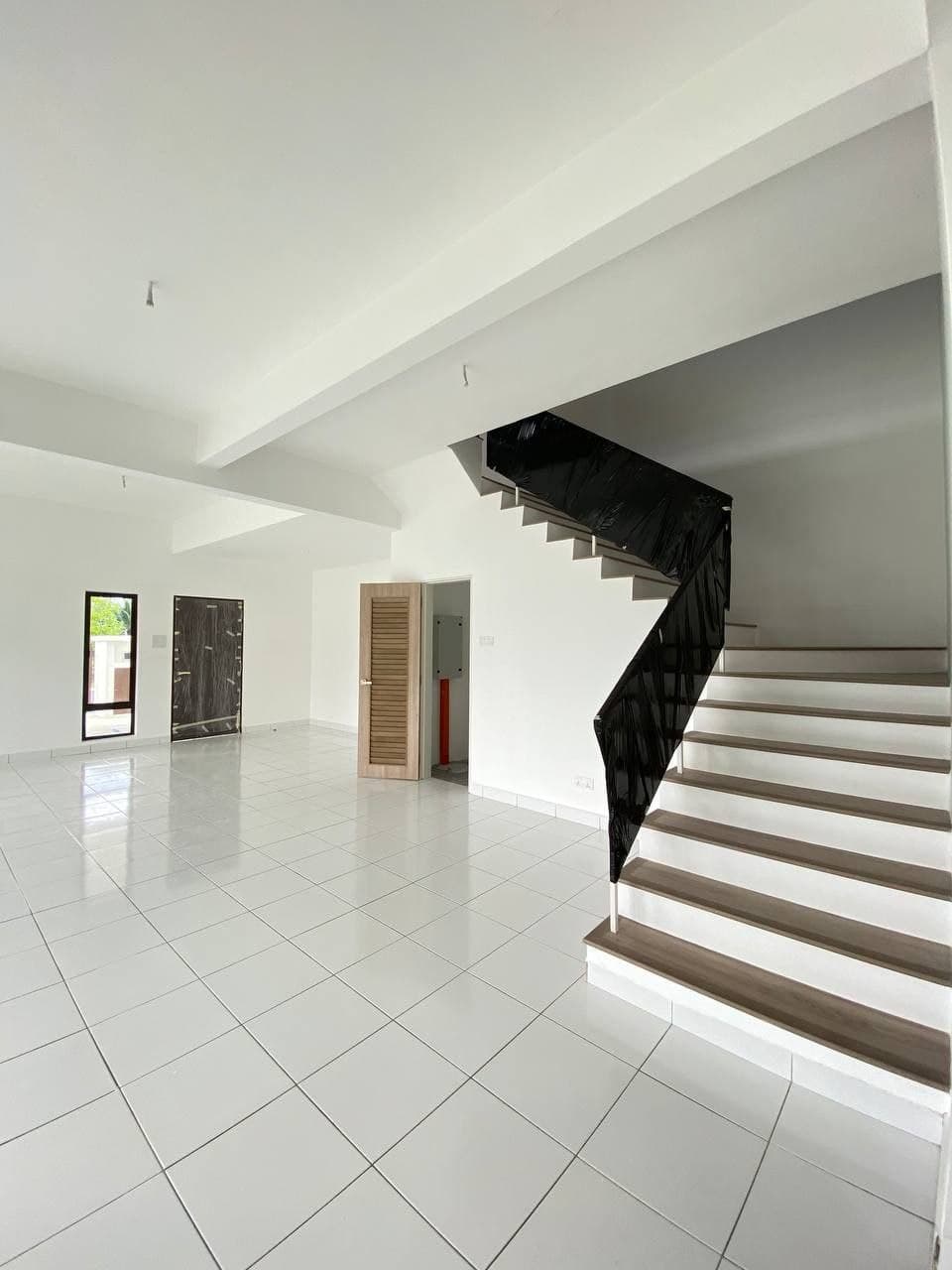 Brand new, cantik, Luas, Corner Lot untuk di jual - photo 12