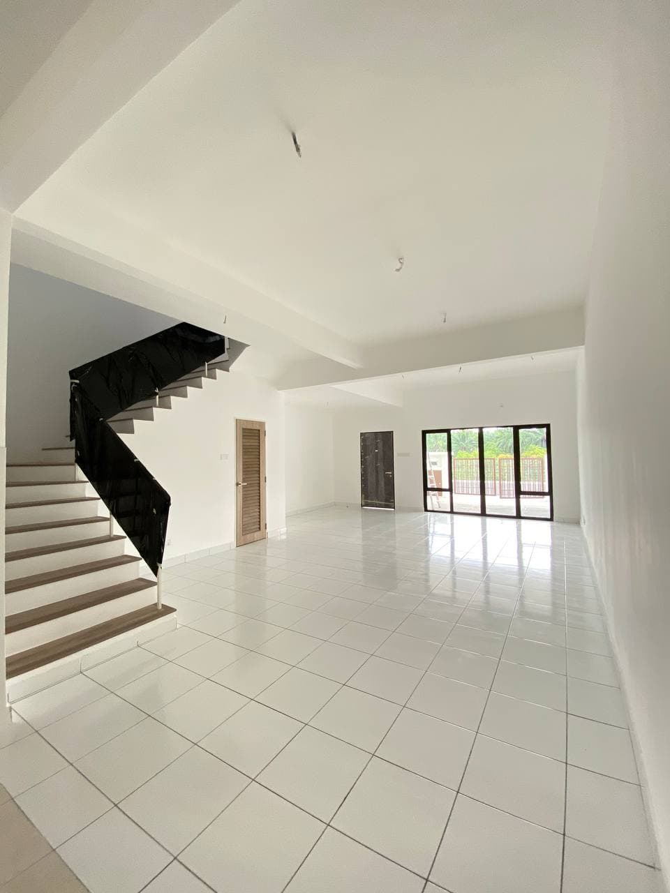 Brand new,cantik,lowest price in Serene Height - photo 3