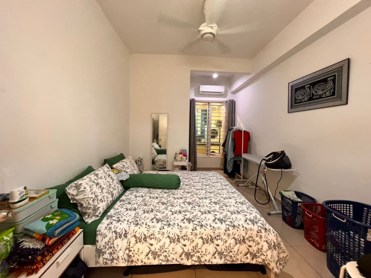 Renovated, cantik, 2 storey untuk dijual - photo 9