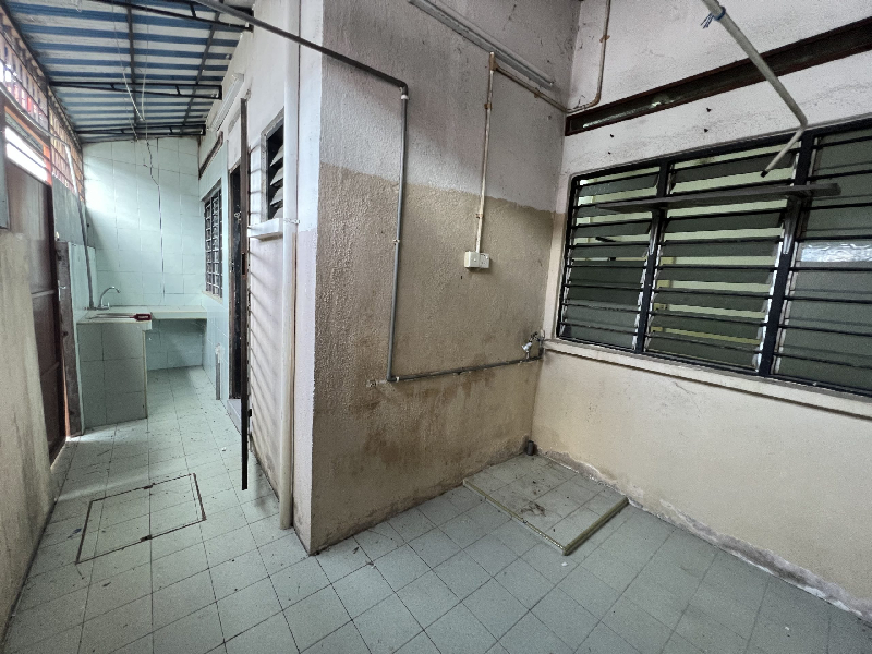 Rumah Teres Setingkat di Taman Sentisa Sitiawan Perak  - photo 9