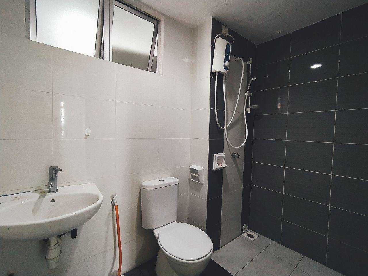 Mutiara Anggerik Service Apartment Huge Unit Cheap - photo 6