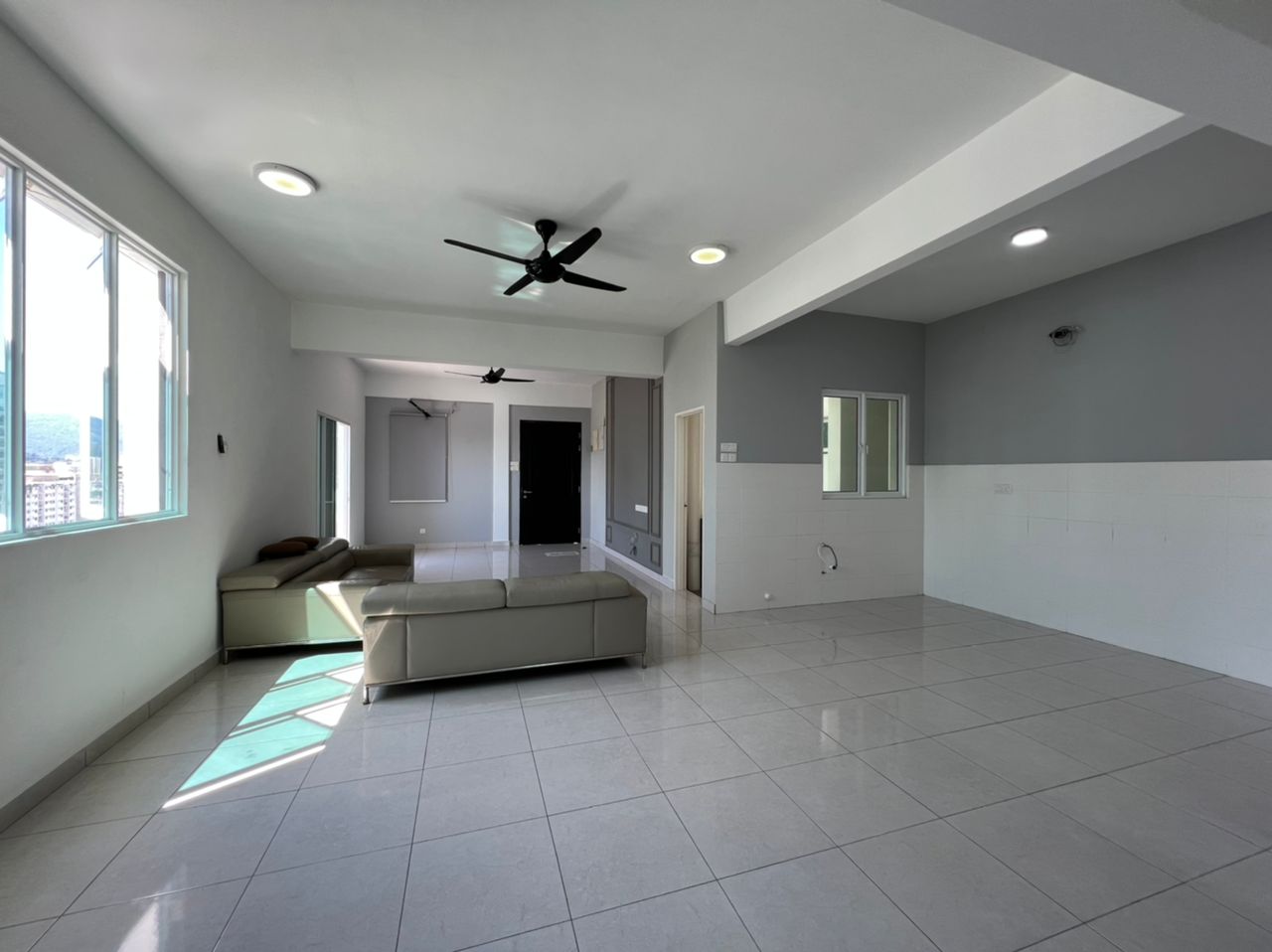 The H2O Condominium - photo 5