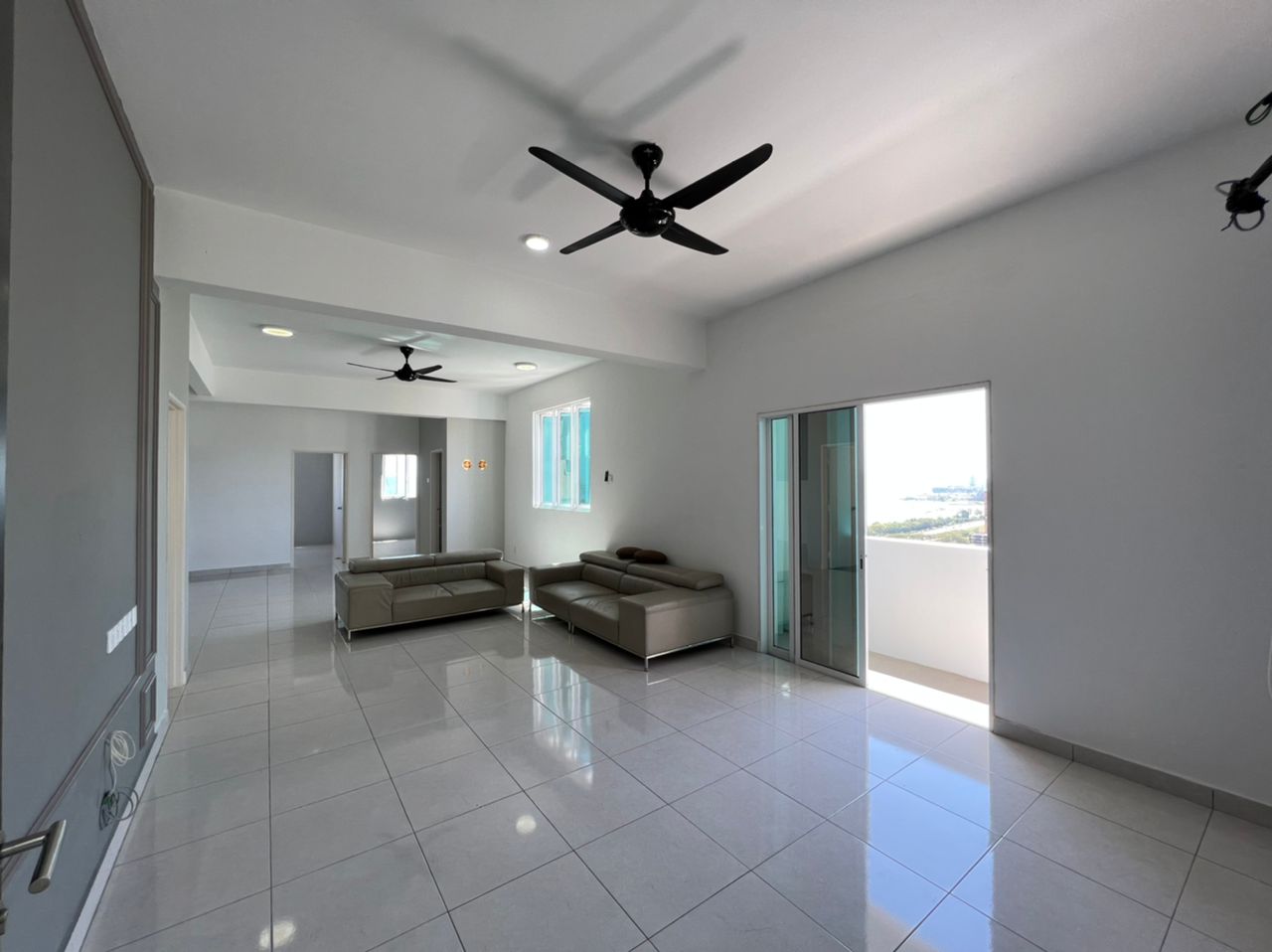 The H2O Condominium - photo 6