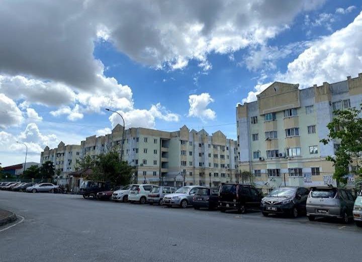 Apartment Mutiara Sek U5 Subang Bestari Shah Alam - photo 2
