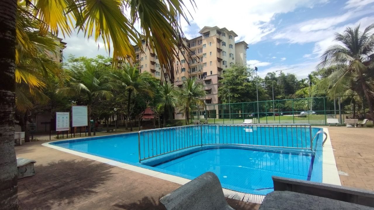 Low Level De Rozelle Condo Kota Damansara - photo 2
