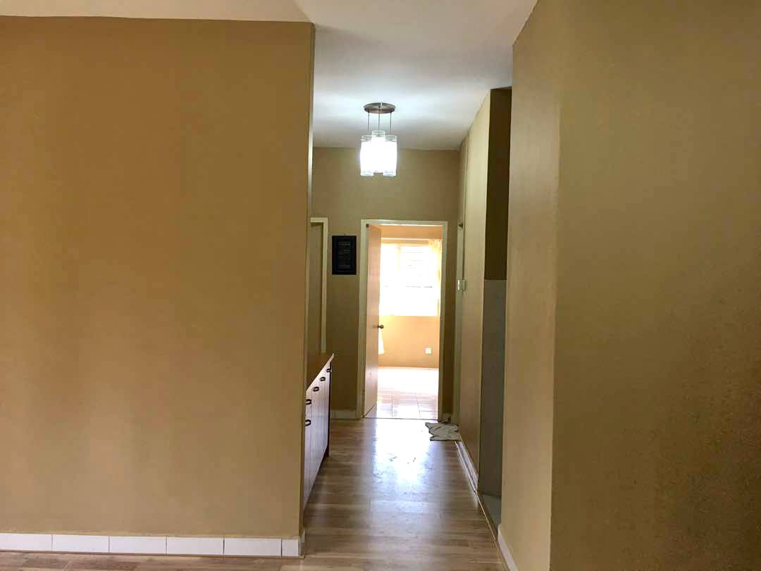1044sqft, Level 1, De Rozelle Condo - photo 5