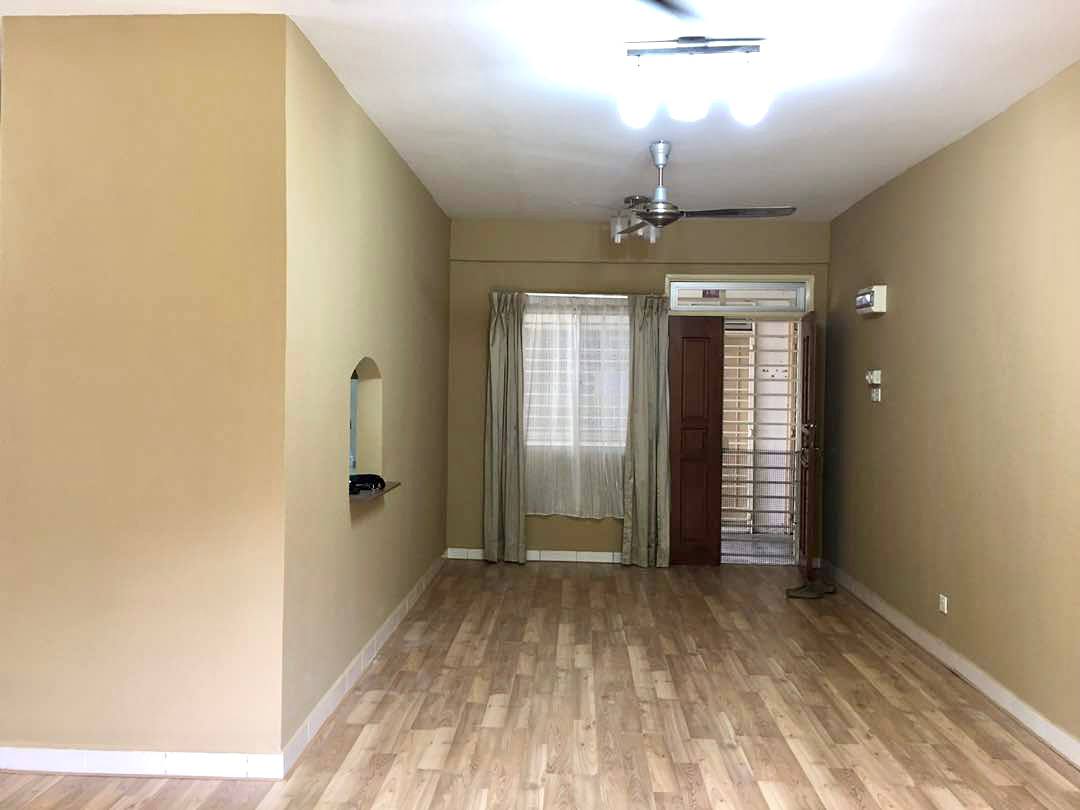 1044sqft, Level 1, De Rozelle Condo - photo 7