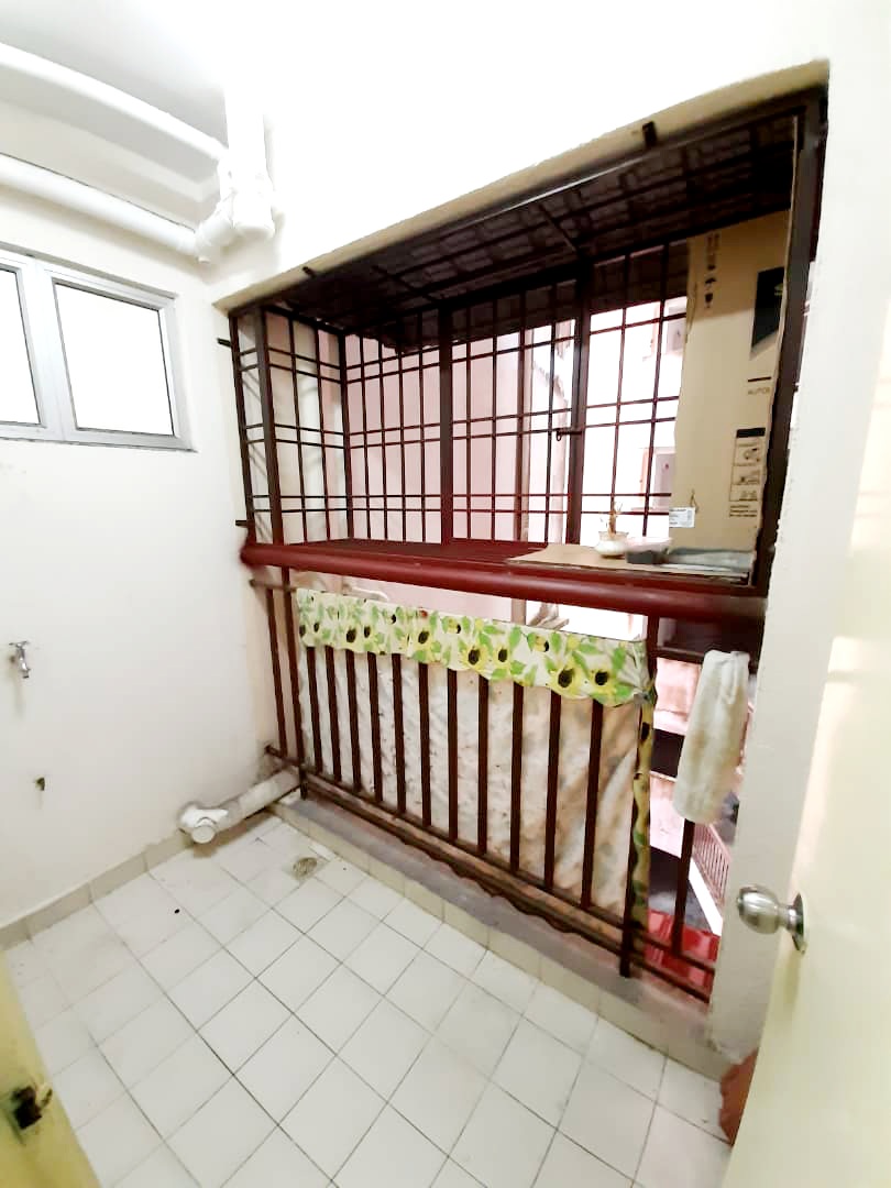 De Rozelle Condo unit cantik bawah blok ada surau - photo 3