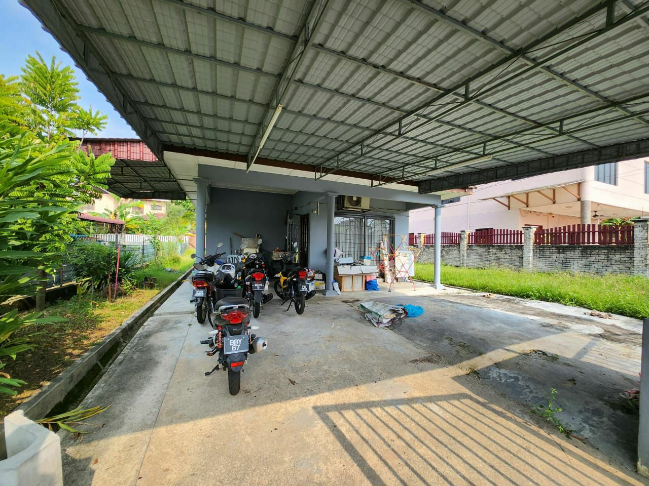 Bungalow desa subang permai - photo 3