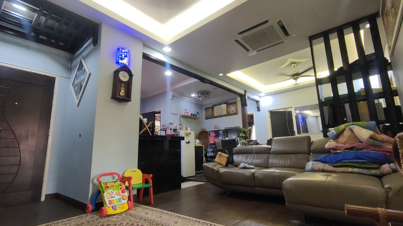 Elaeis 2 Condominium Bukit Jelutong - photo 2