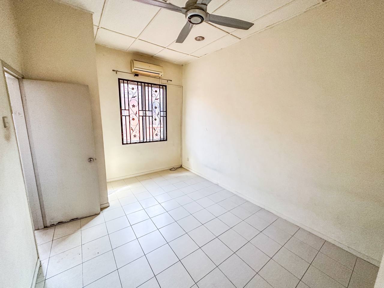 Double Storey Alam Budiman U10 Shah Alam - photo 4