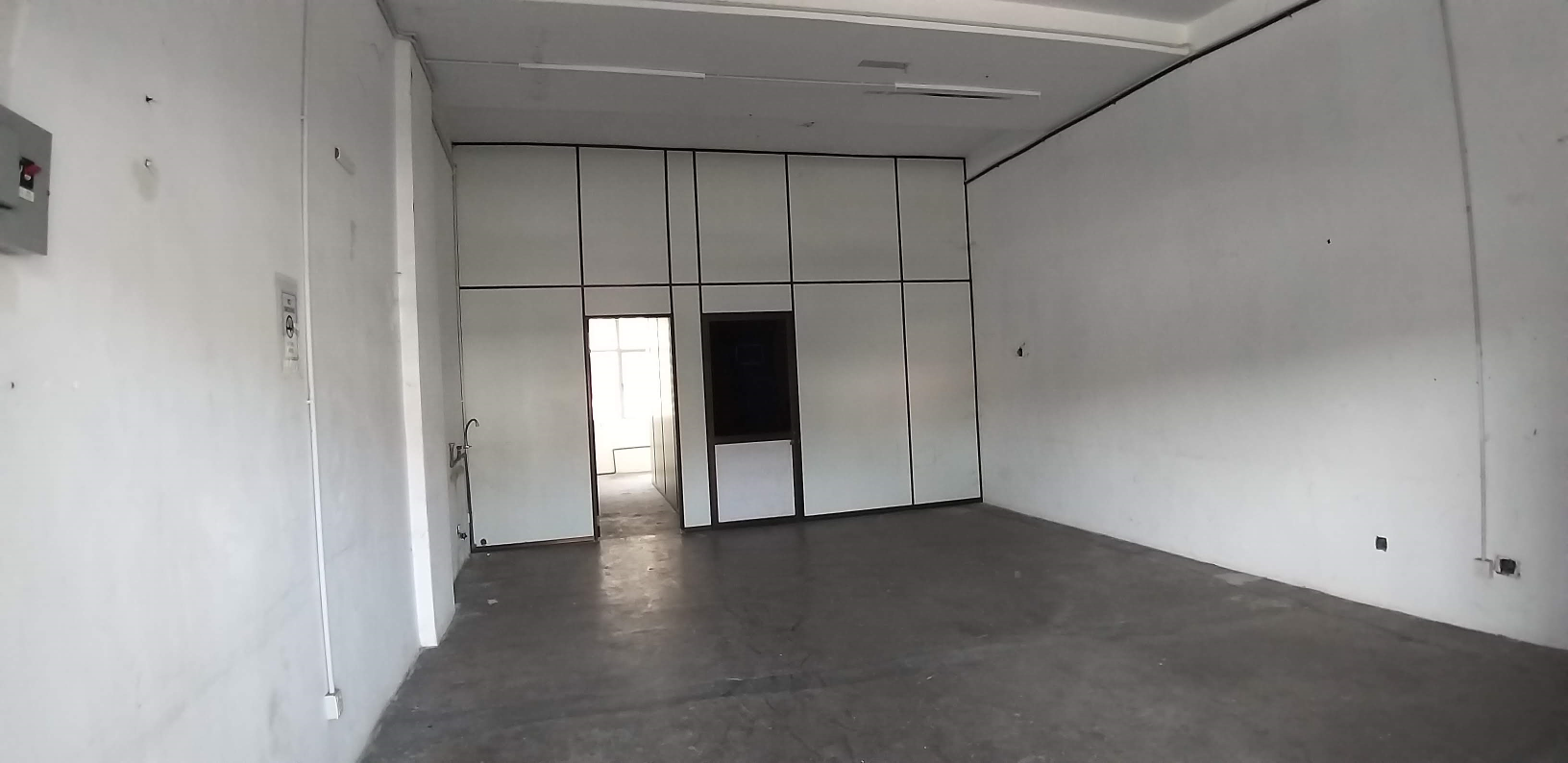 3 Storey Shop for Sa ...