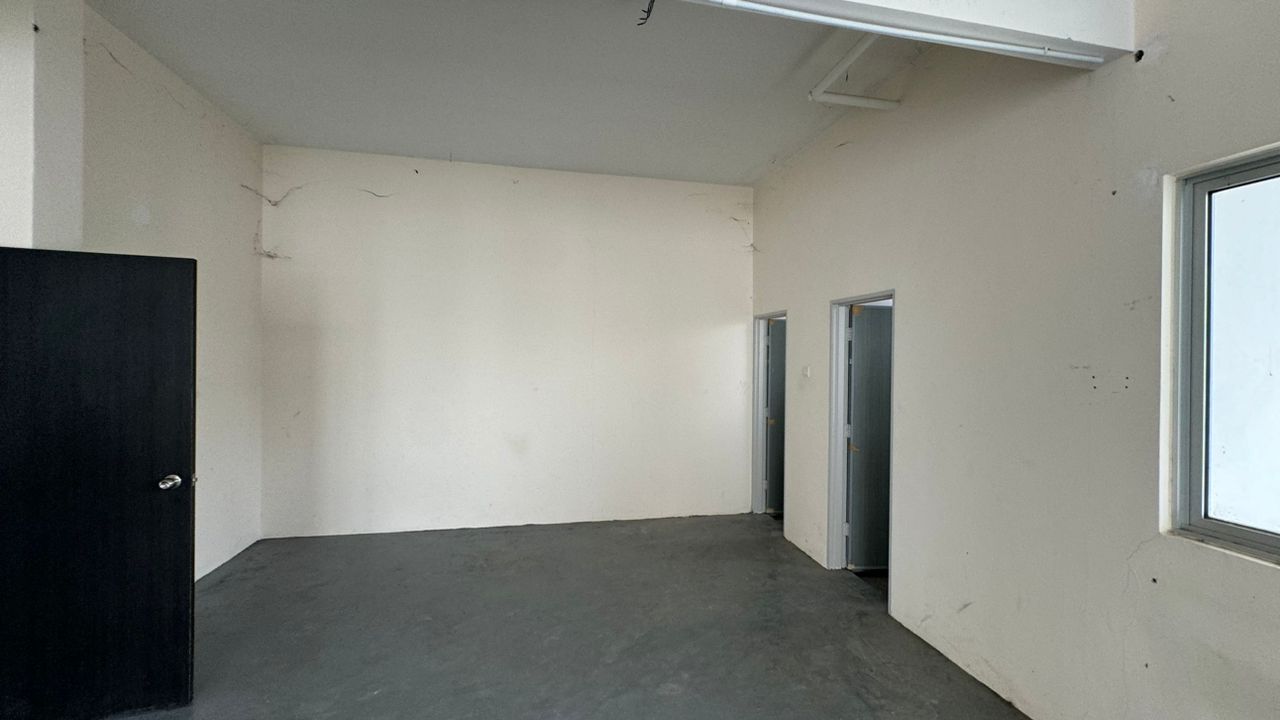 Bukit Tambun SemiD Factory 8,960 sqft 150 Amp - photo 7