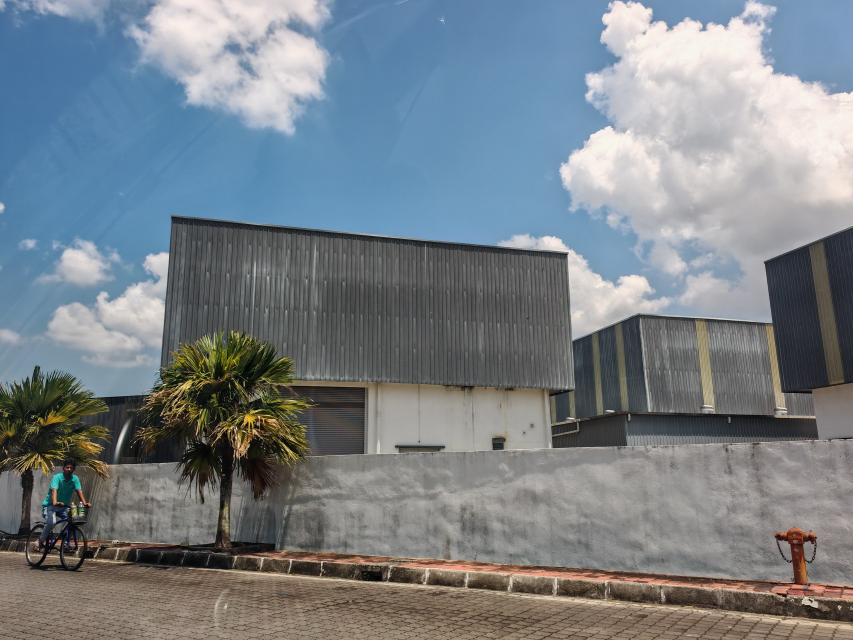 Tmn Indstry Impian Alma SmiD Factry 11000sqft - photo 2