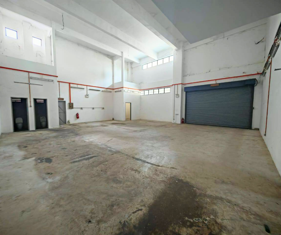 Permatang Tinggi Factory Warehouse 7920sqft 100Amp