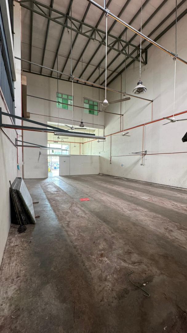 Permatang Tinggi Semi D Factory 6000 sqft - photo 5