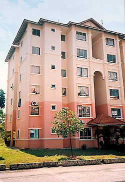 Level 1 Akasia Suria Puncak Alam Newly Painted