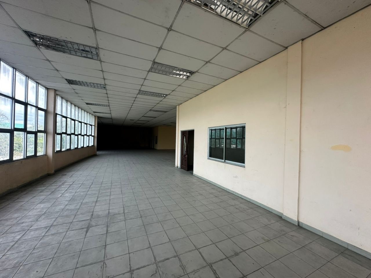 ----- LMBW Butterworth Industrial 228 - photo 3