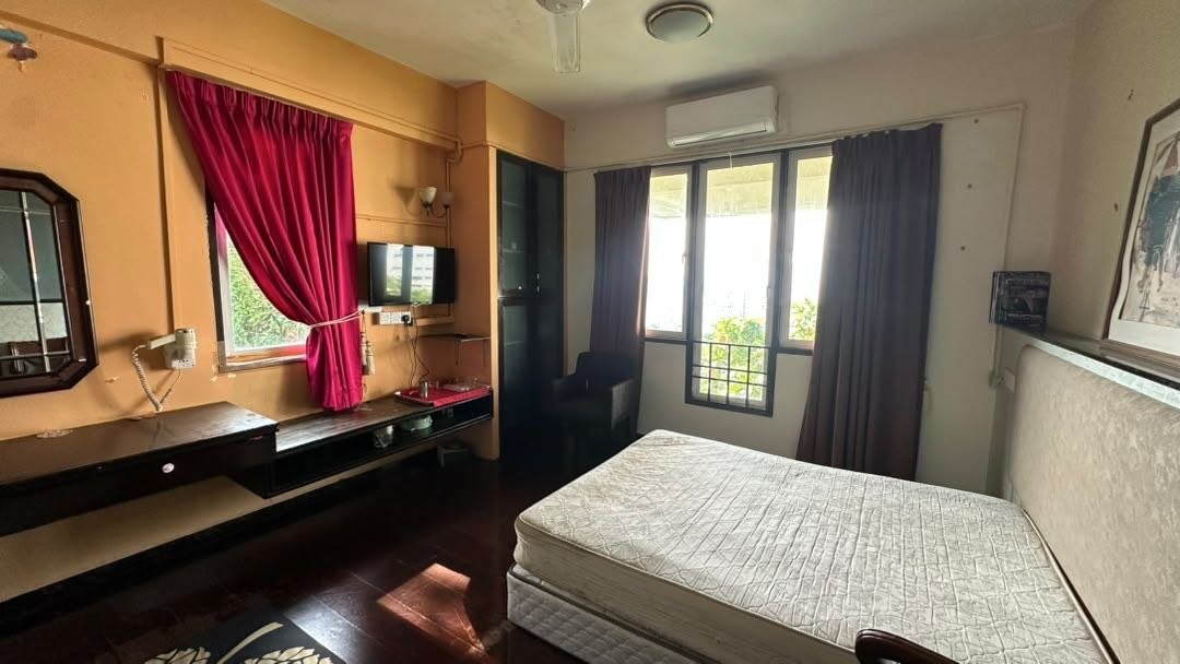 ----- 4 Sty Bungalow For Sale Bukit Jambul RC00430 - photo 5
