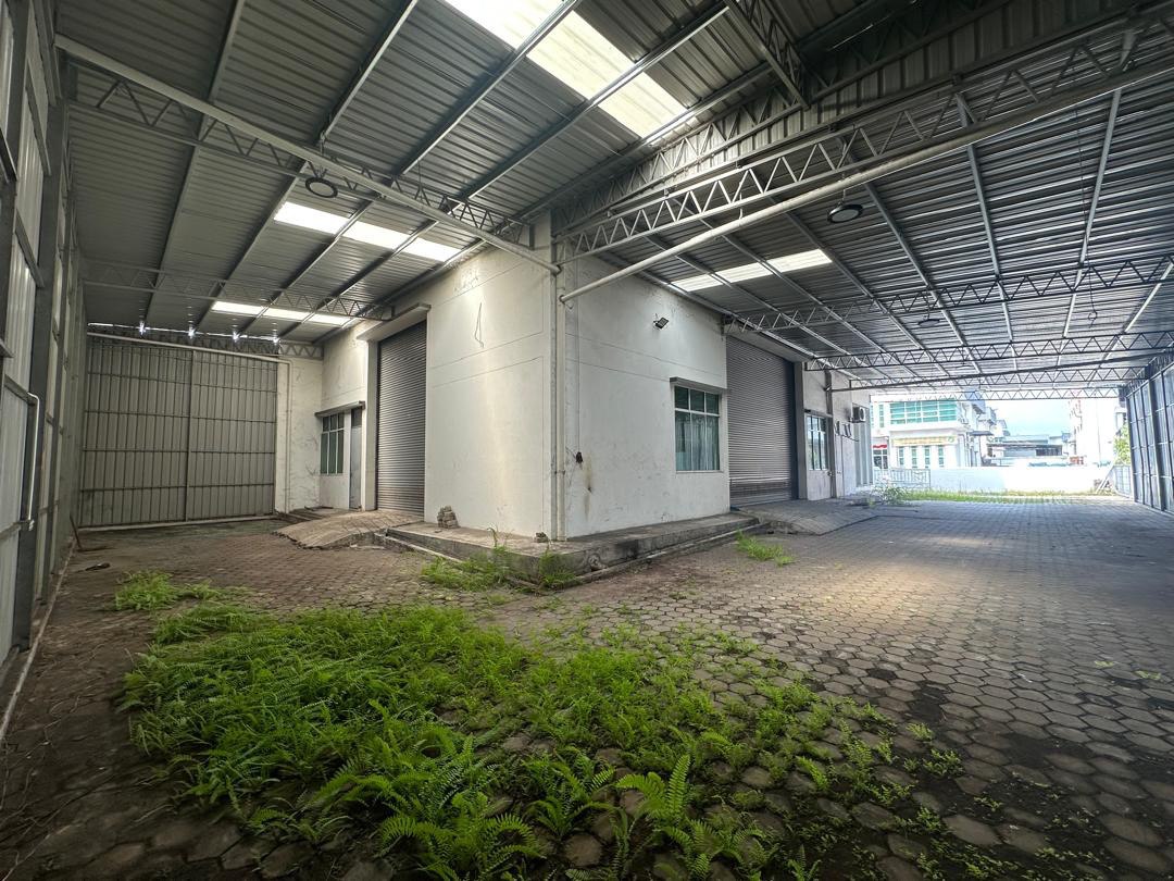----- LMBW Butterworth Industrial 229 - photo 3
