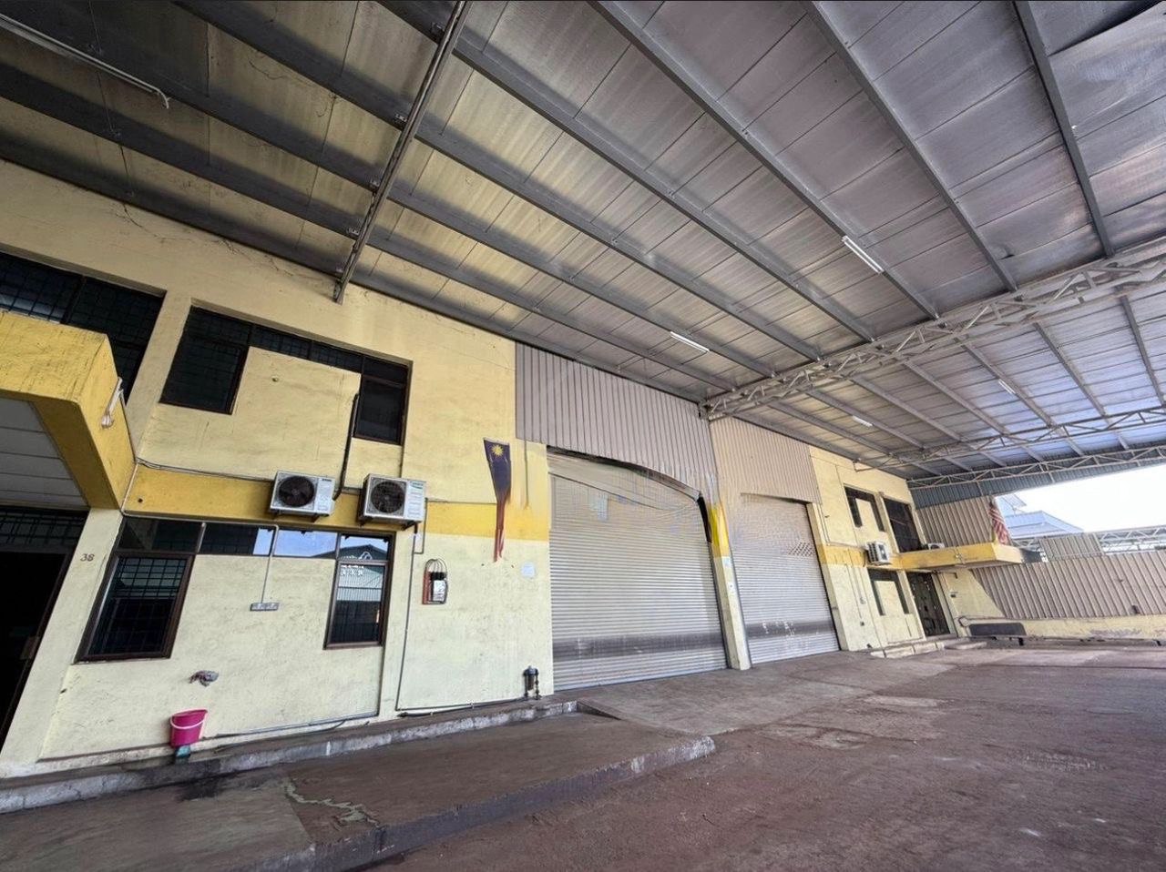 ----- LMJ Juru Industrial 244