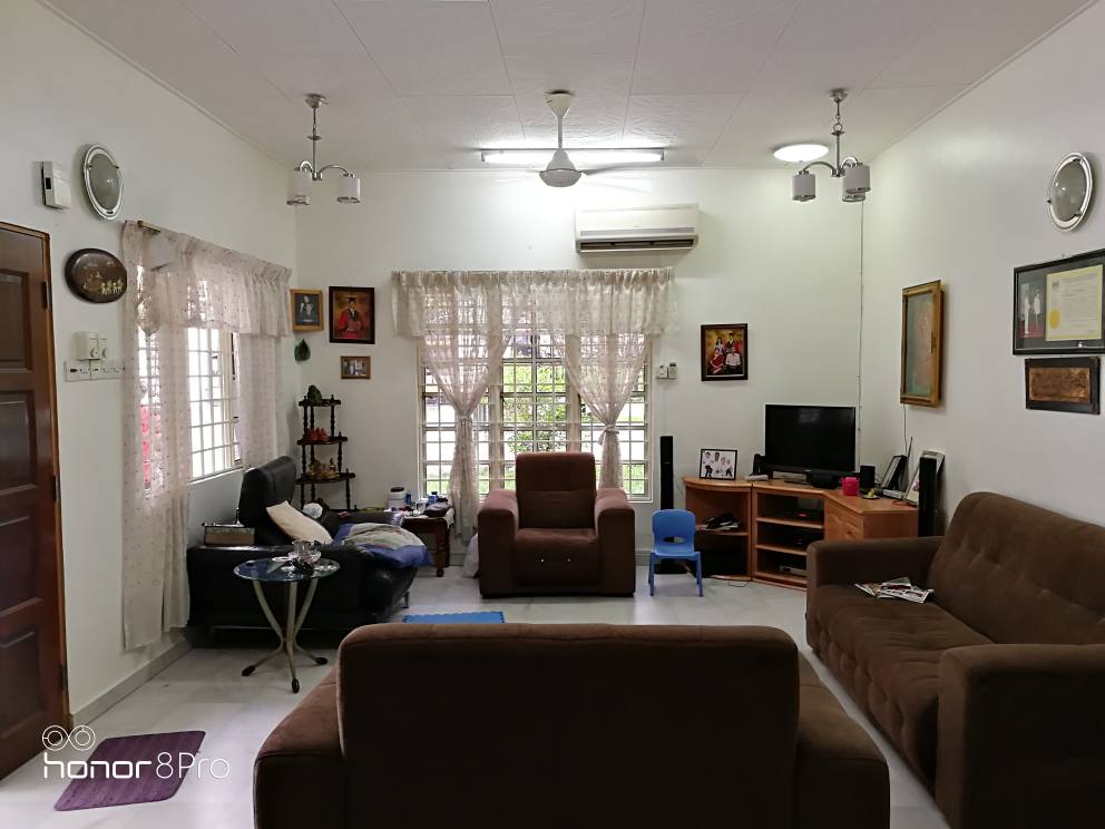 Single Storey Bungalow Jalan SS1, PJ - photo 4