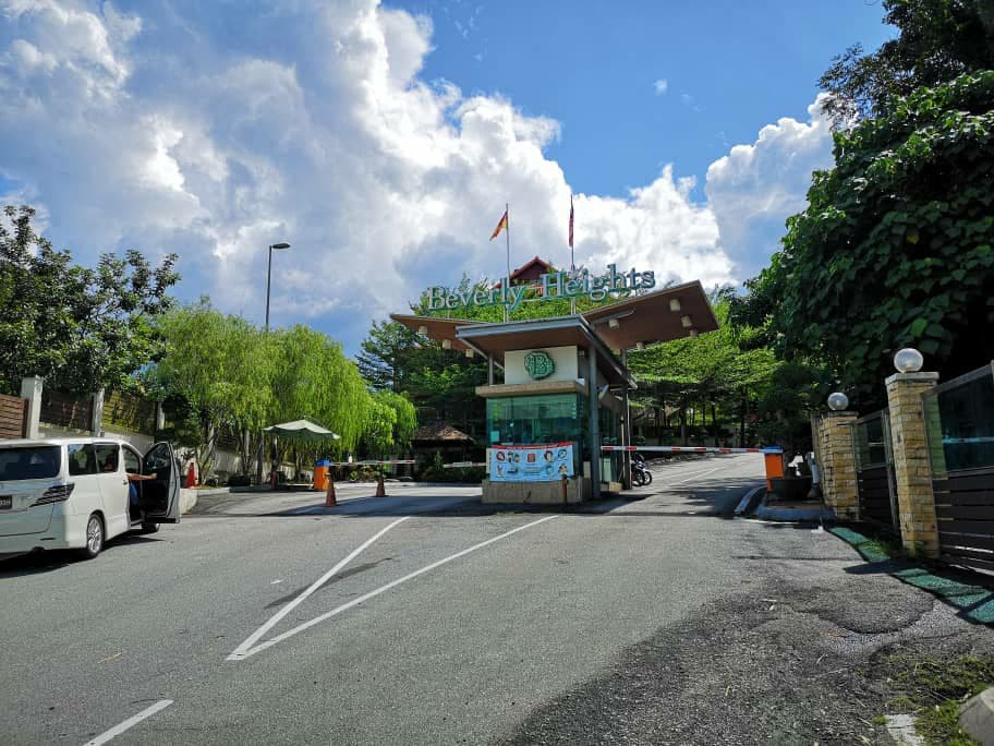 BEVERLY HEIGHT AMPANG FREEHOLD SEMI-D - photo 4