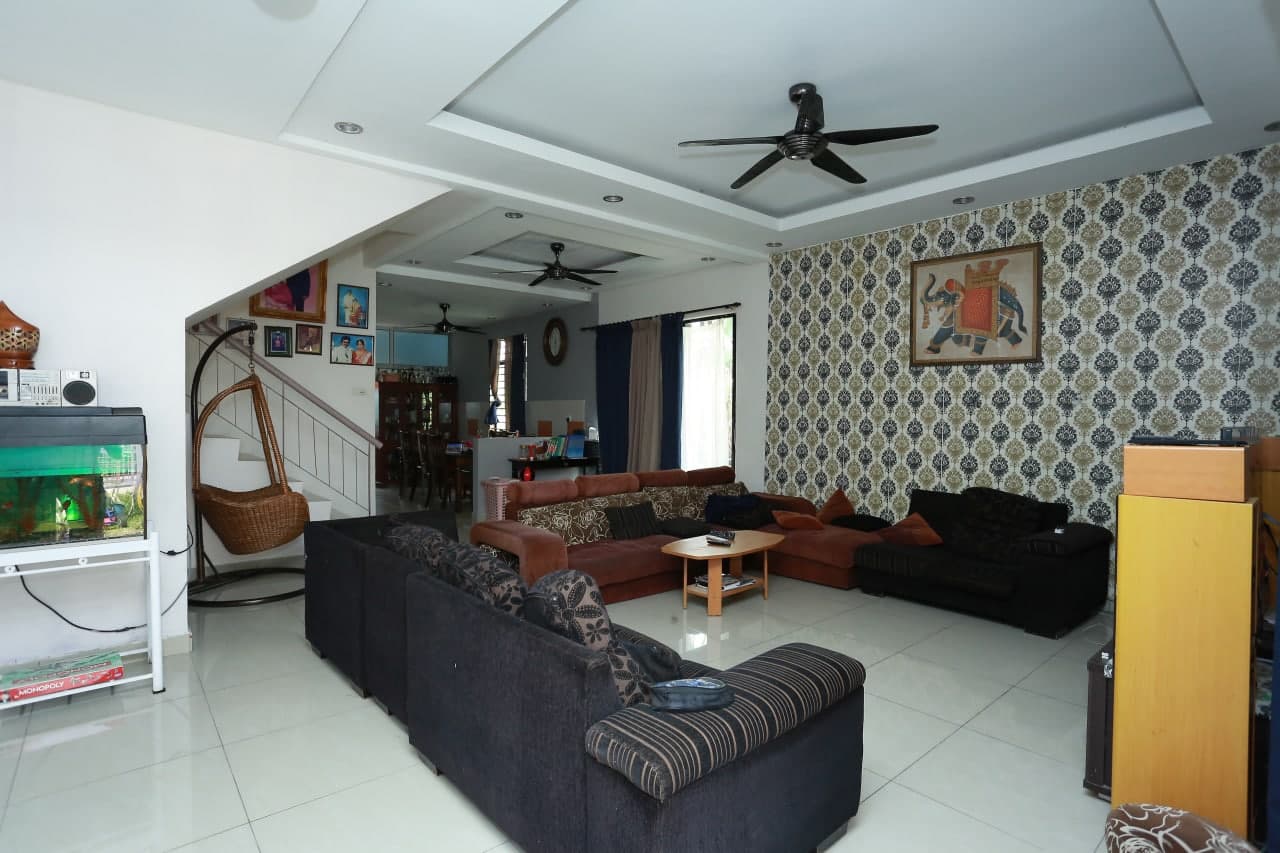 END LOT BUKIT SAUJANA SUNGAI BULOH RENOVATED - photo 2