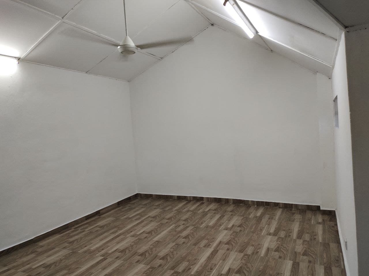 FREEHOLD BANDAR COUNTRY HOMES DESA 4 RAWANG - photo 2