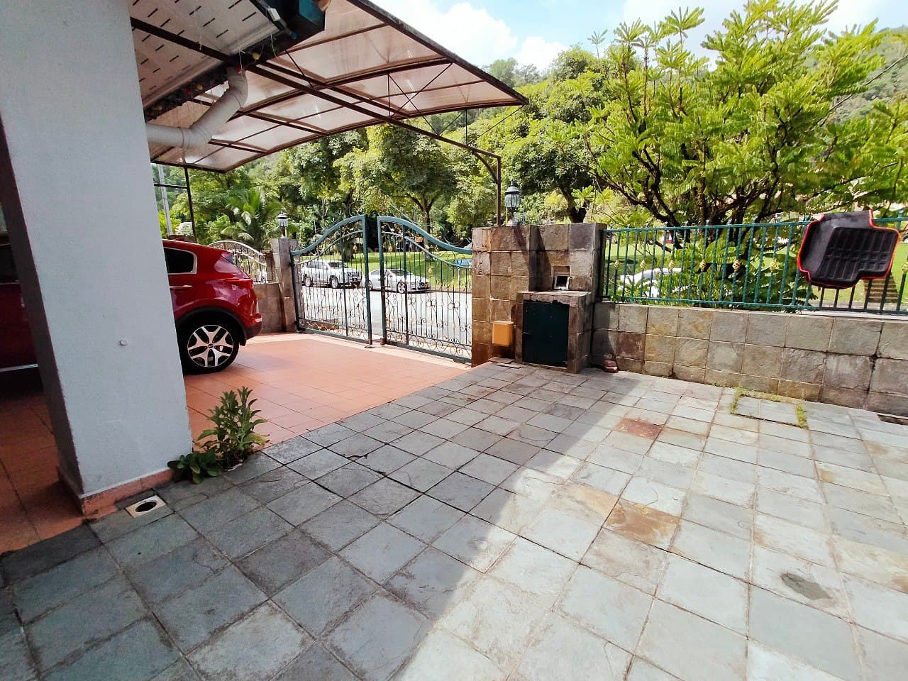 Facing Open Double Storey Section 6 Wangsa Maju - photo 2