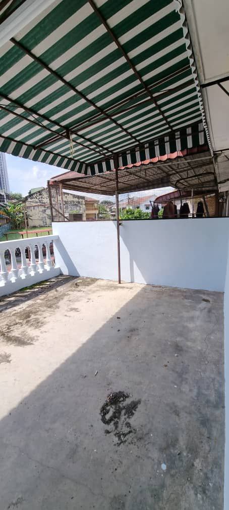 Taman Seri Keramat Near Petronas Keramat - photo 7