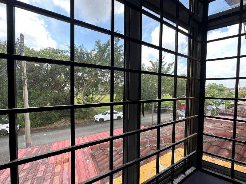    END LOT 2 STOREY TERRACE FACING OPEN FIELD  AND WALKING DISTANCE TO SURAU AL-ISLAH, TAMAN DAHLIA, - photo 9