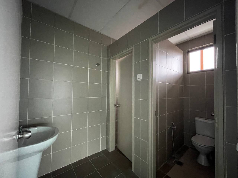 Freehold Office Suites at Melawati Corporate Centre (MCC), Taman Melawati.  - photo 7