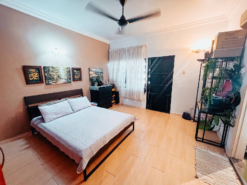 5rooms, Freehold, 2 Storey, Taman Dagang Jaya, Ampang - photo 8