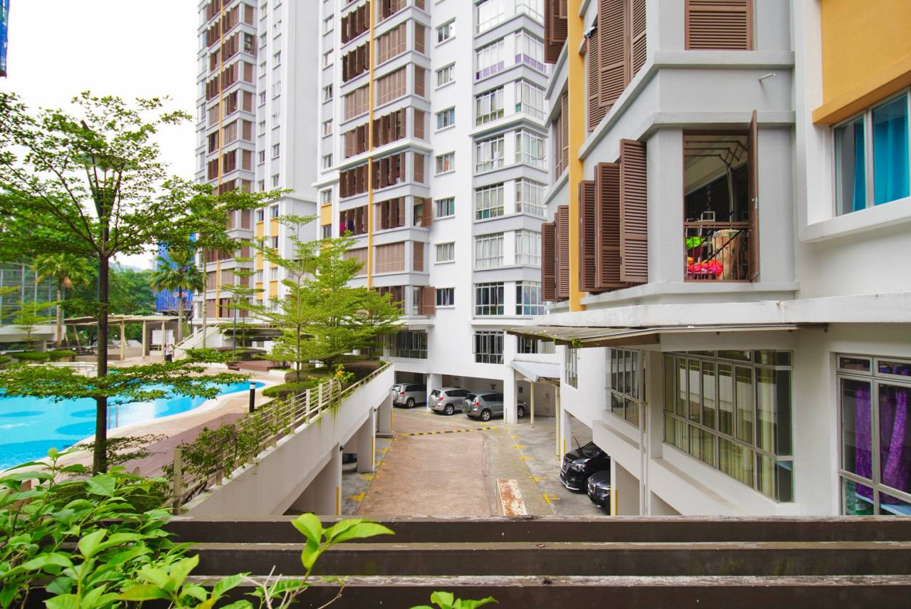 Desa Putra Condominium