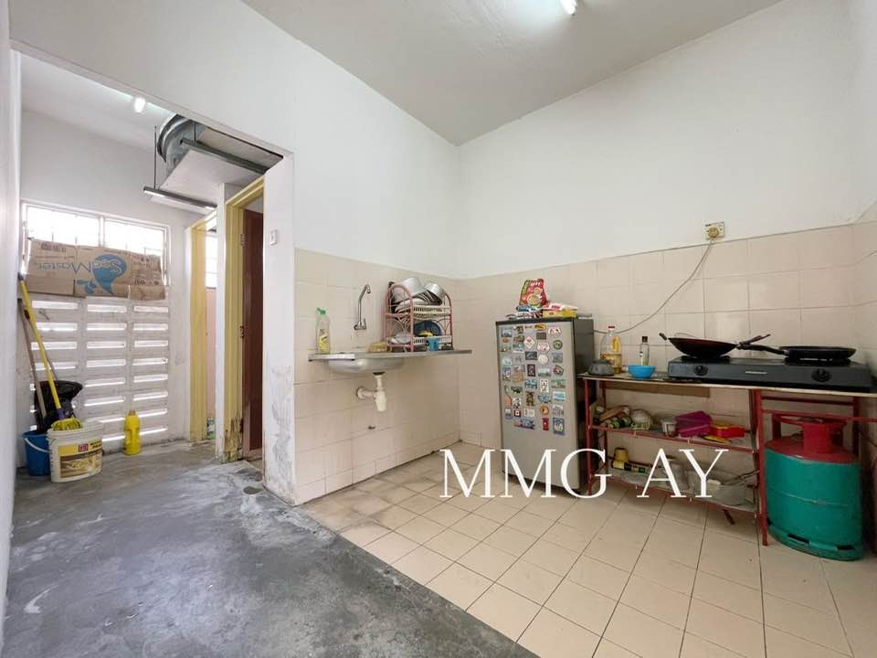 BEST FOR INVESTMENT Bandar bukit tinggi 2 flat - photo 4