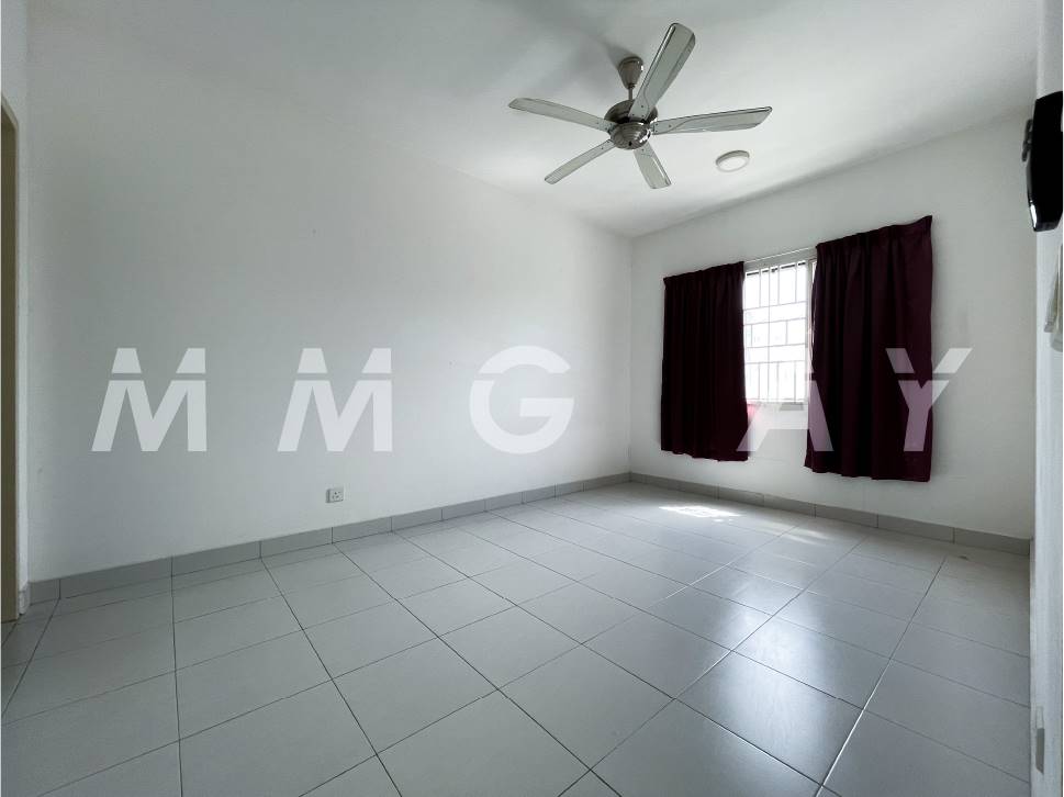 Value buy Seri intan apartment setia alam - photo 4