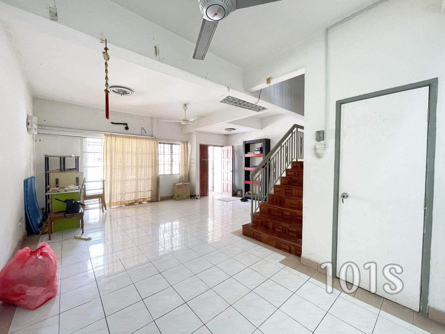 For sale Anggerik aranda 2 sty 20x70 kota kemuning - photo 2