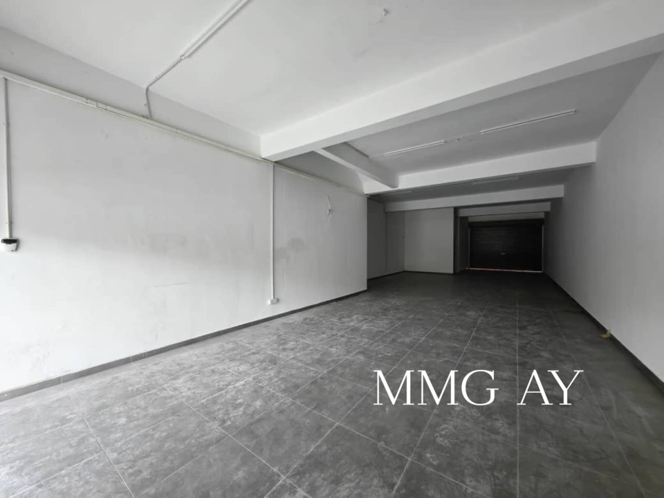 Facing main road Setia taipan 2 ground floor - photo 4