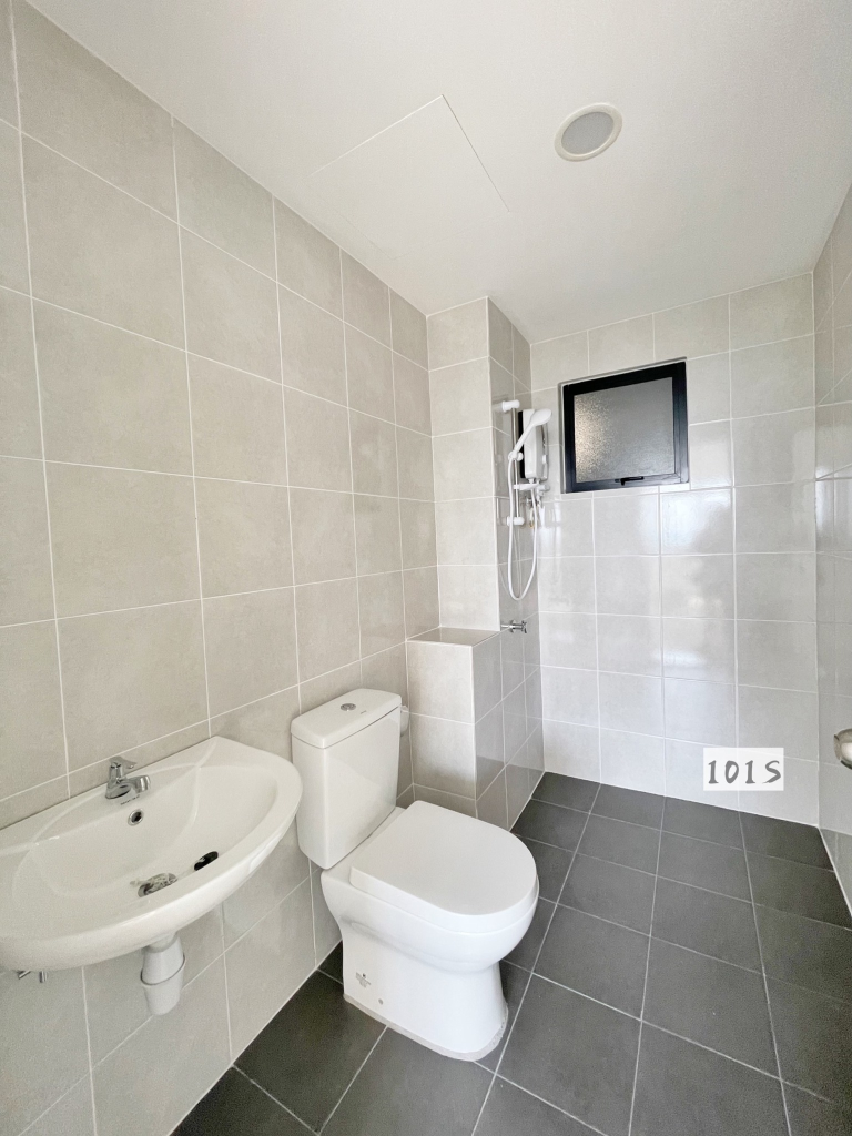 Duduk Seruang 1000sqft partially furnish - photo 2