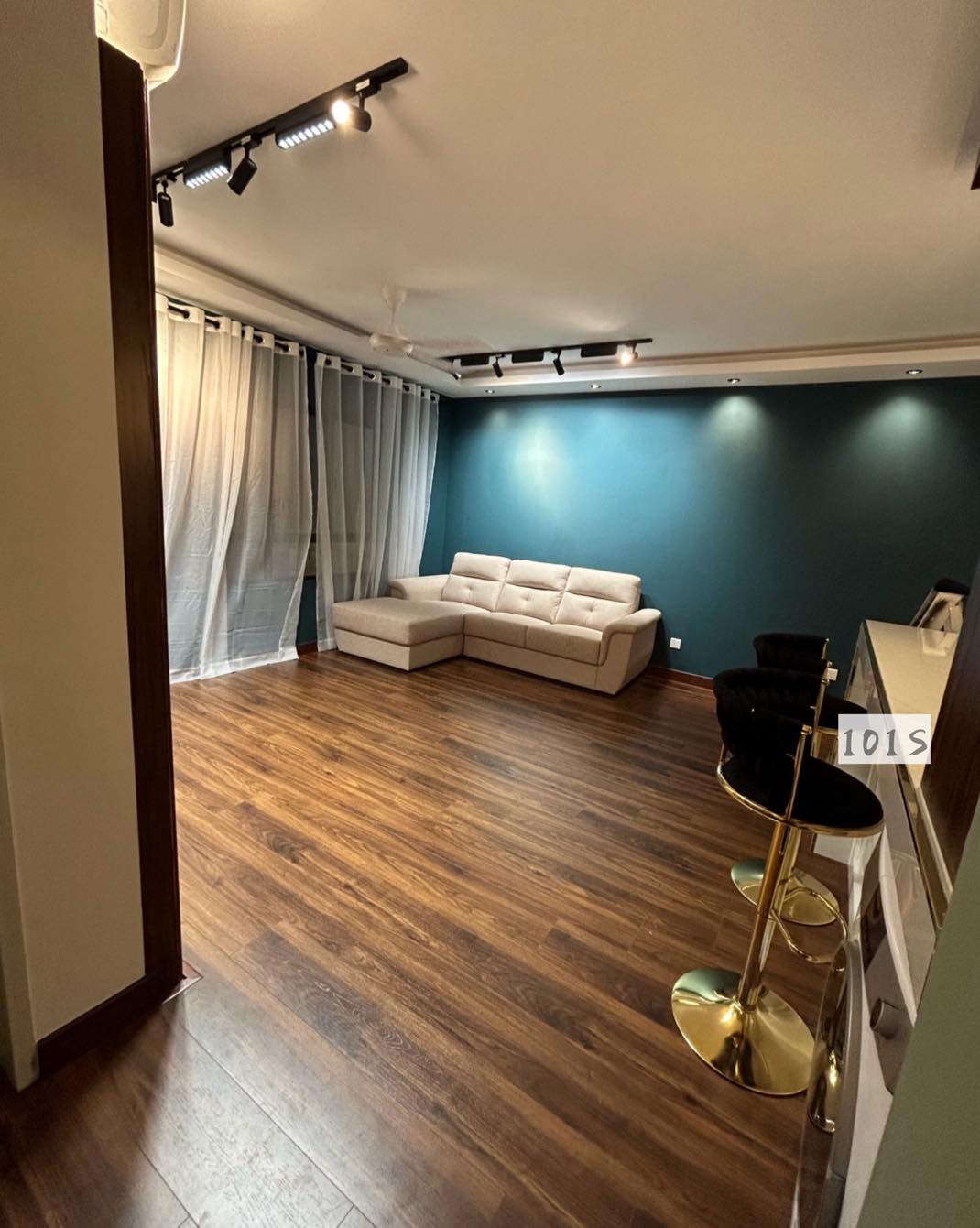 Duduk seruang service apartment - photo 7