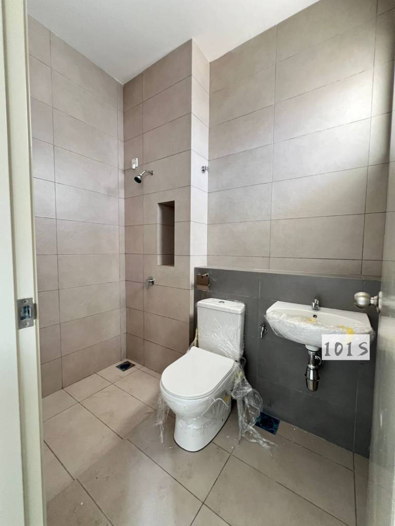 Brand new unit Robin residences bandar rimbayu - photo 2