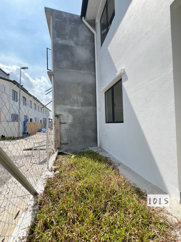 Brand new unit Robin residences bandar rimbayu - photo 6
