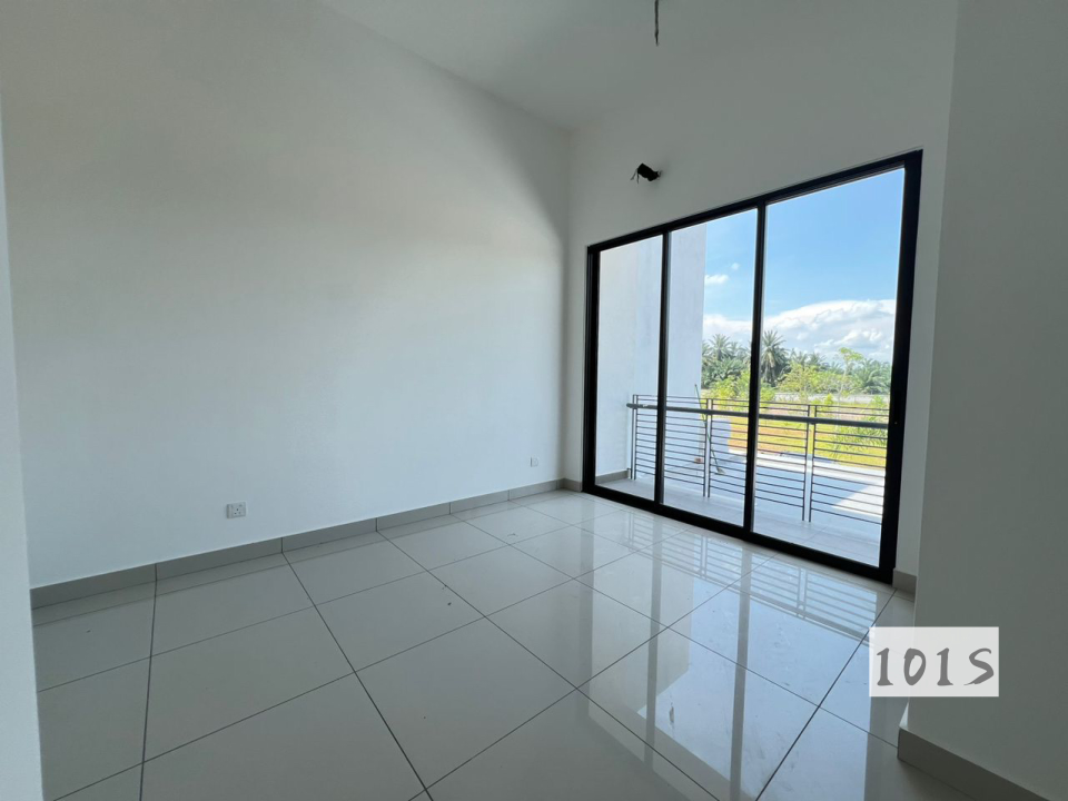 Brand new unit Robin residences bandar rimbayu - photo 12