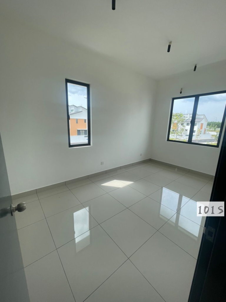 Corner unit Robin residences 2 sty 40x65 - photo 4